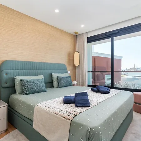 Diamond Downtown Center