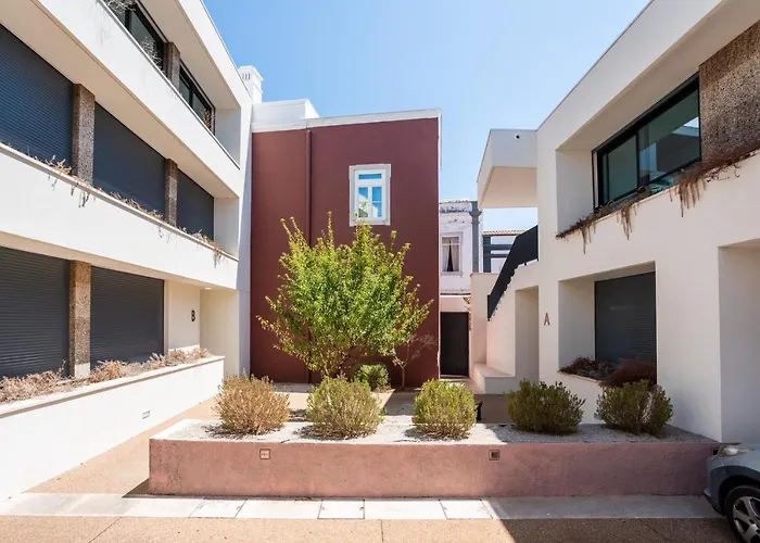 Diamond Downtown Center *